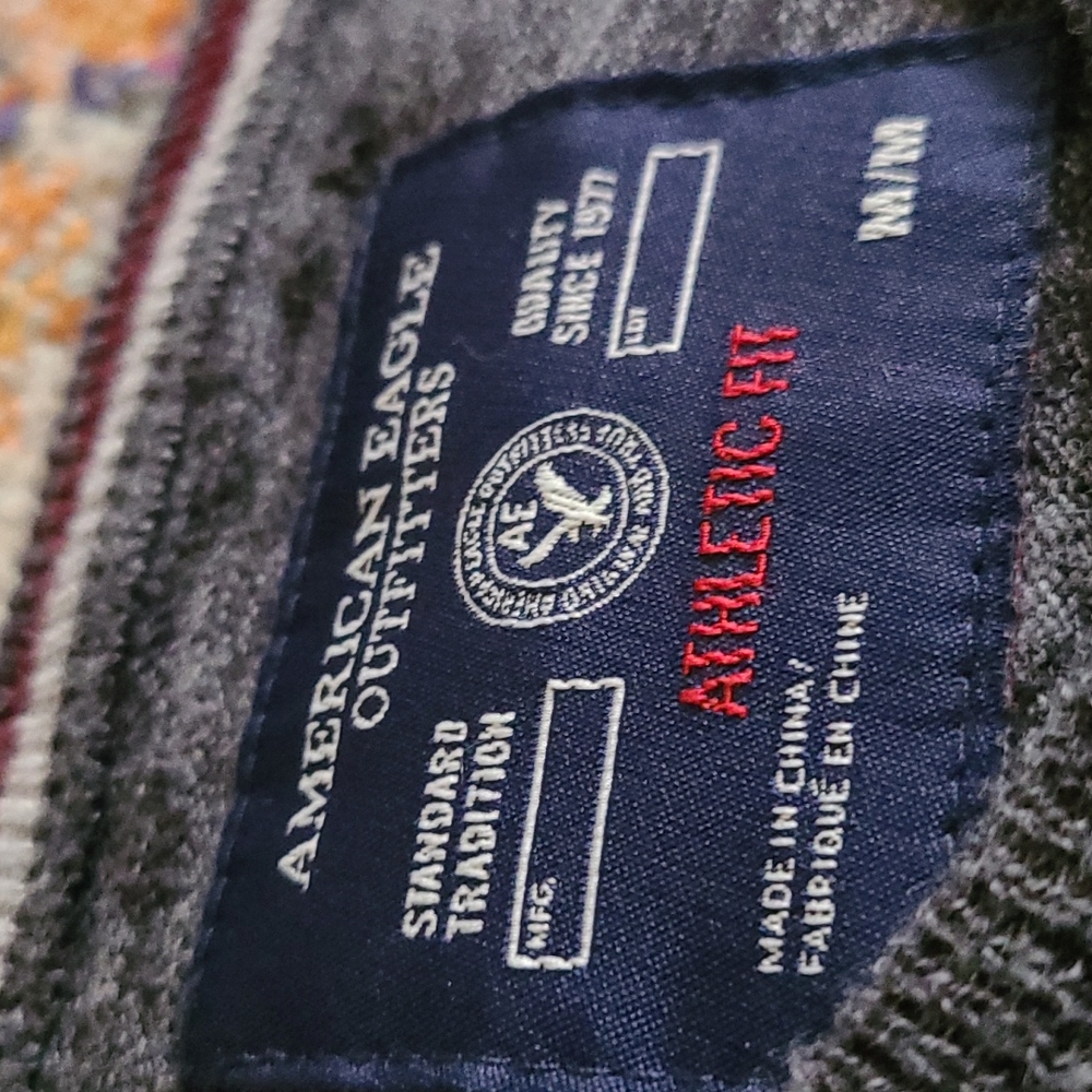 American Eagle V Neck - image 3